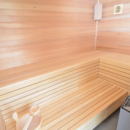 Διαμέρισμα The Strandwood House In *